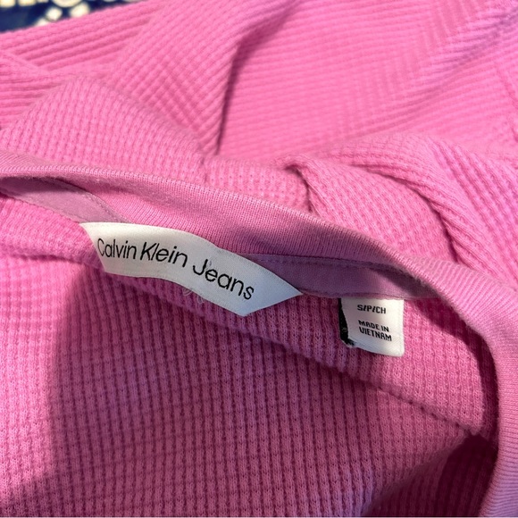 Calvin Klein Waffle Knit Henley Top - Picture 4 of 5